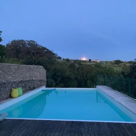 Casa Mil Cores - Carvalhal 度假居 *